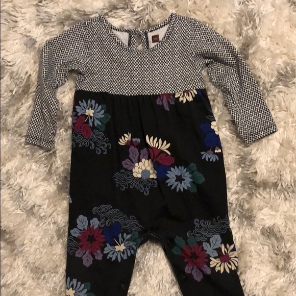 Tea Collection Romper - Picture 1 of 1